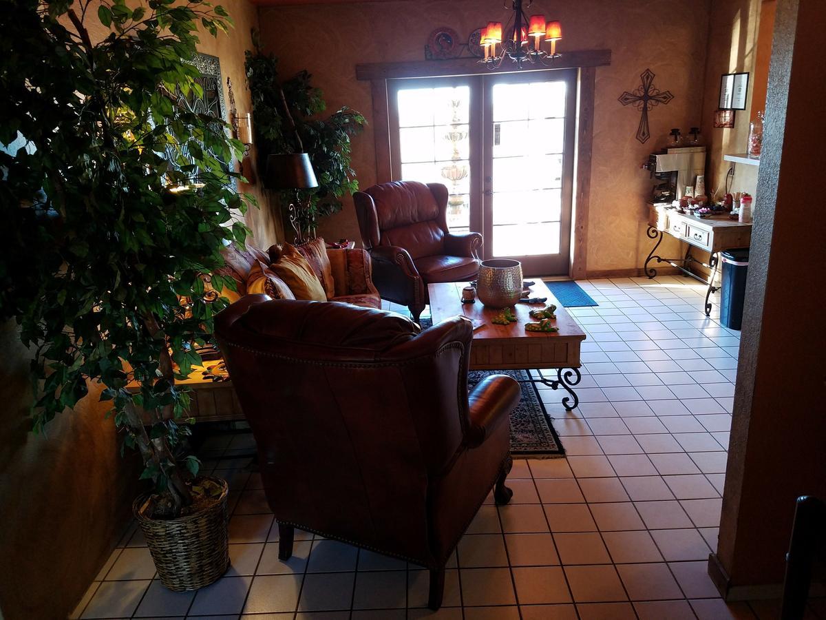 Los Milagros Hotel Columbus エクステリア 写真