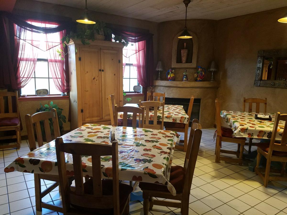 Los Milagros Hotel Columbus エクステリア 写真