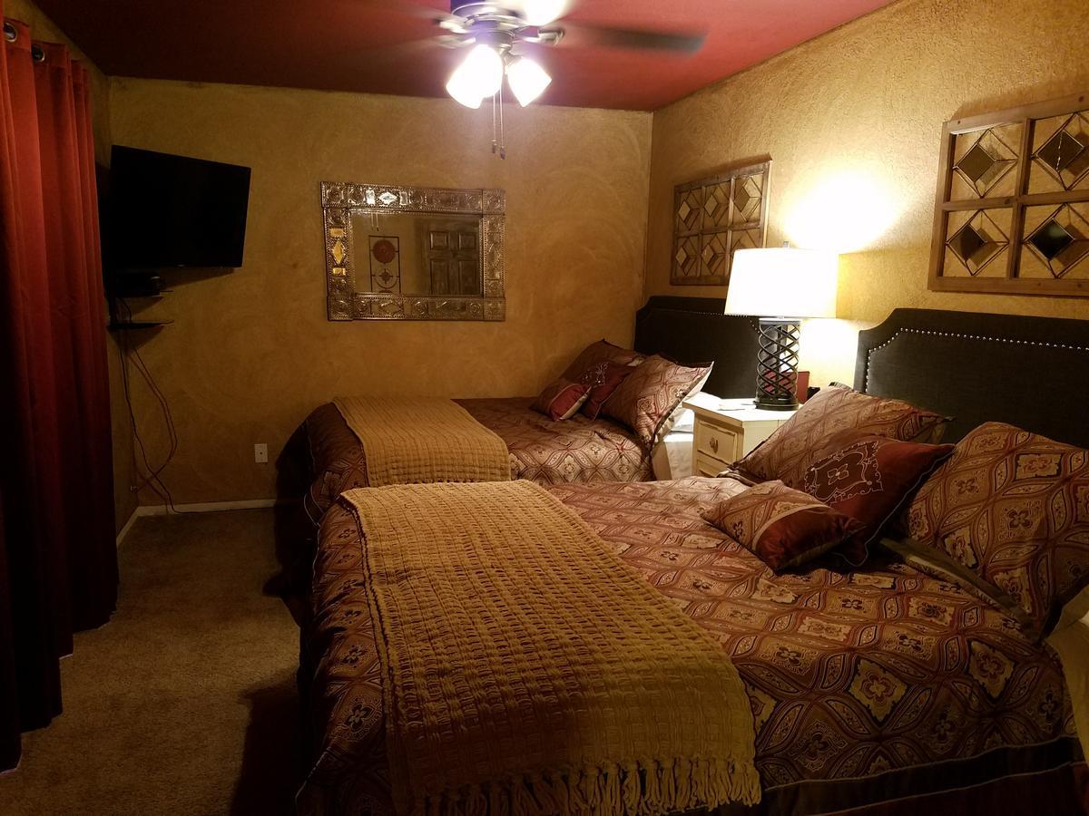 Los Milagros Hotel Columbus エクステリア 写真